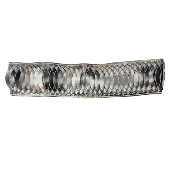 Vintage Black Leather Belt With Circular Design & Brass Stud Closure Size S - Picture 2 of 5